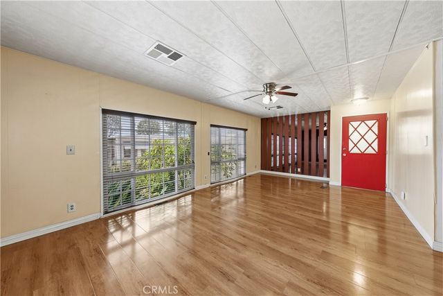 14851 Jeffrey 7, Irvine, CA 92618