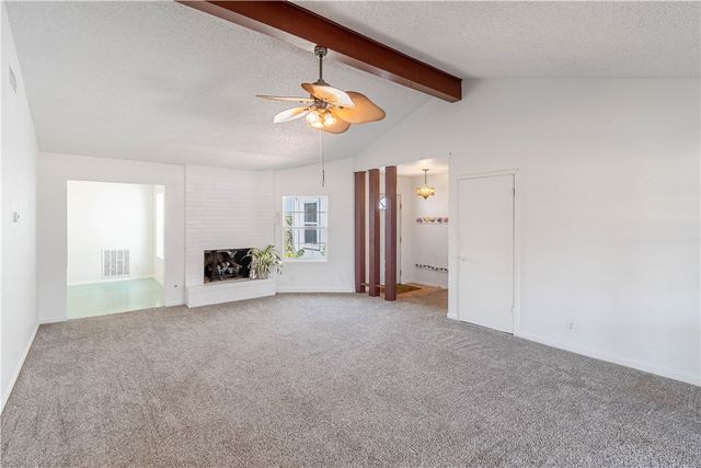2406 Lakeview Dr, Rockport, TX 78382