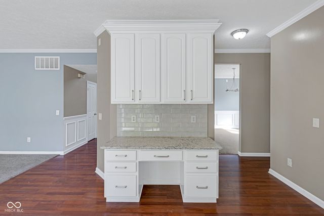 11698 Tylers Close, Fishers, IN 46037