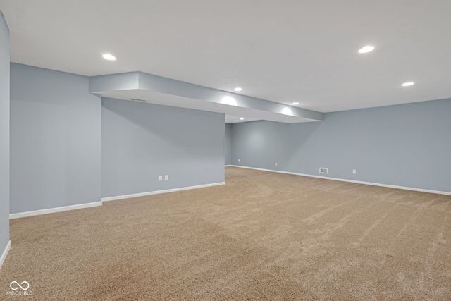 11698 Tylers Close, Fishers, IN 46037