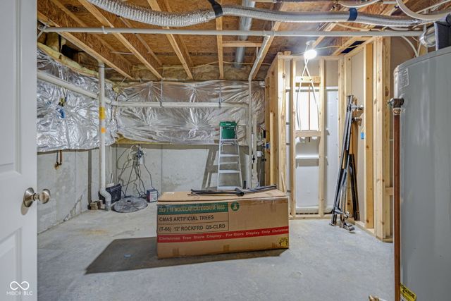 11698 Tylers Close, Fishers, IN 46037