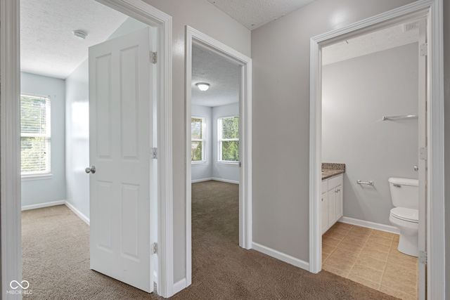 11698 Tylers Close, Fishers, IN 46037