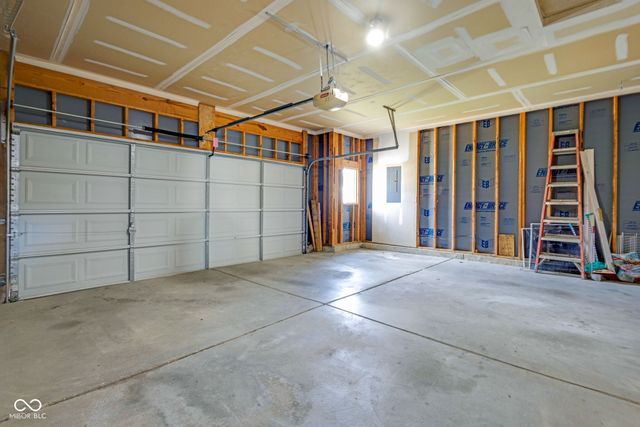 11698 Tylers Close, Fishers, IN 46037