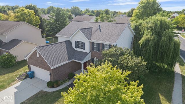 11698 Tylers Close, Fishers, IN 46037