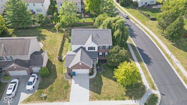 11698 Tylers Close, Fishers, IN 46037