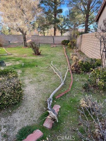 19645 Rolling Green Drive, Apple Valley, CA 92308