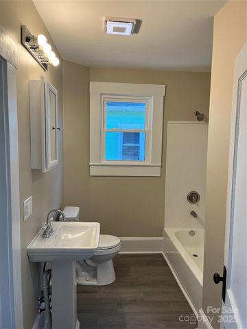 924 E Main Street, Albemarle, NC 28001