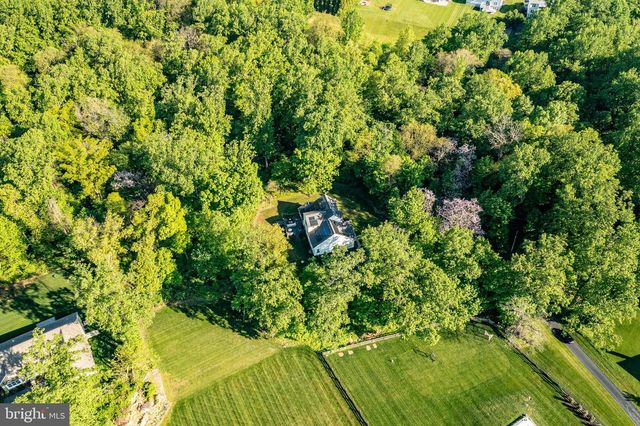 129 BOWWOOD DR, Lincoln University, PA 19352