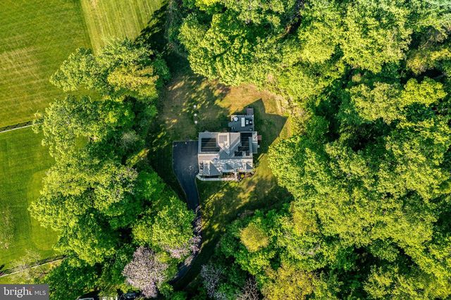 129 BOWWOOD DR, Lincoln University, PA 19352