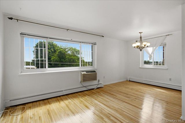 900 Midland Avenue 2D, Yonkers, NY 10704