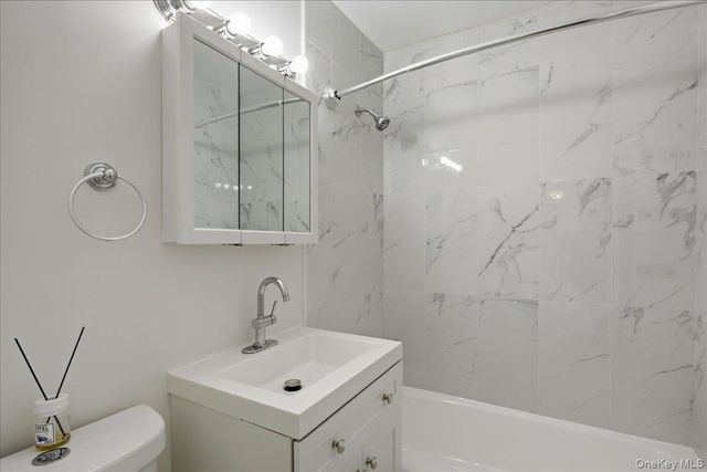 900 Midland Avenue 2D, Yonkers, NY 10704