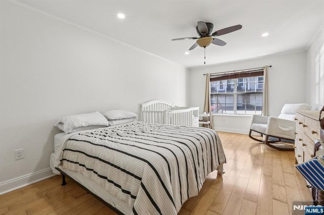 400 Crown Court 561, Edgewater, NJ 07020