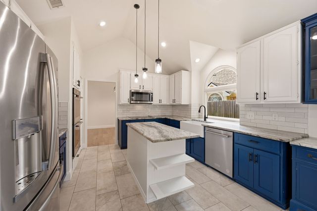 2217 Golden Arrow Drive, Flower Mound, TX 75028