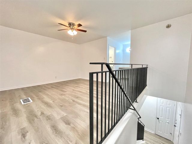 2306 Barton Village CIR 104, Austin, TX 78704