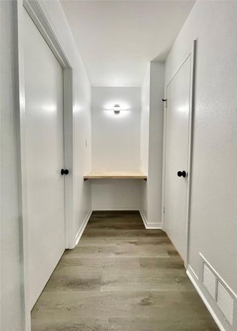 2306 Barton Village CIR 104, Austin, TX 78704