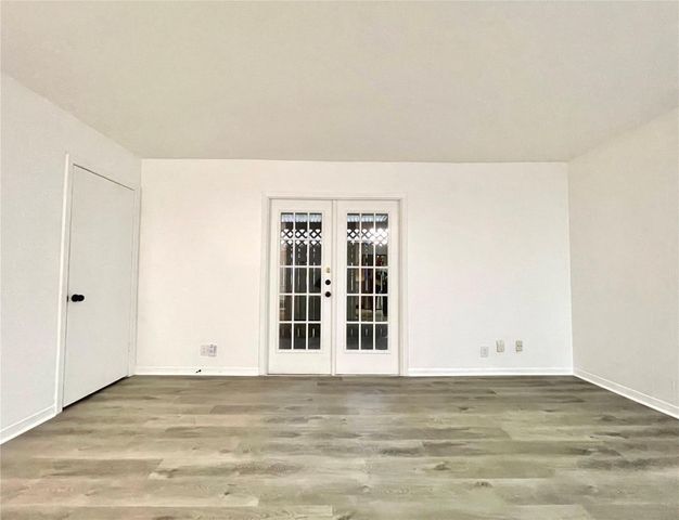 2306 Barton Village CIR 104, Austin, TX 78704