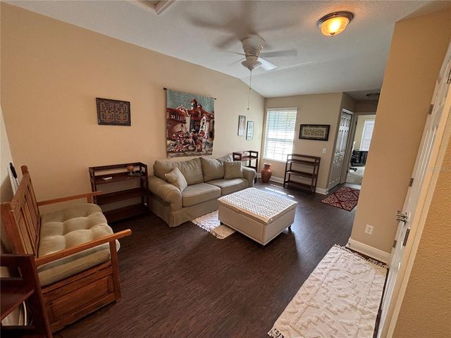 5264 78TH ST CIRCLE E 5264, Bradenton, FL 34203