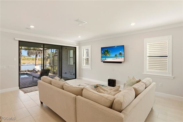 19648 Aqua View LN, Fort Myers, FL 33913