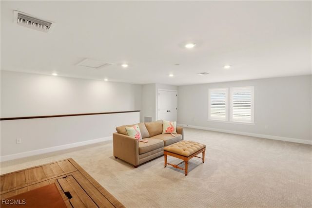 19648 Aqua View LN, Fort Myers, FL 33913