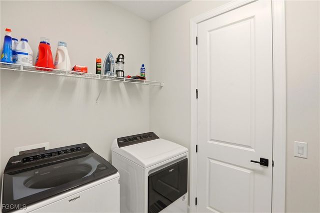 19648 Aqua View LN, Fort Myers, FL 33913