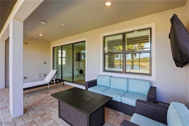 19648 Aqua View LN, Fort Myers, FL 33913