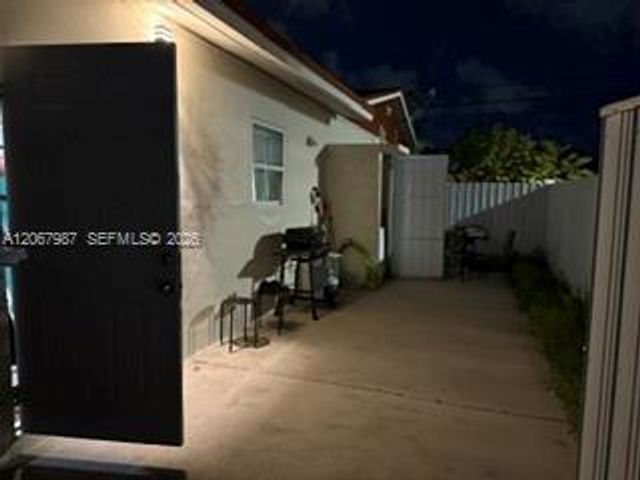 20121 SW 117th Avenue, Miami, FL 33177