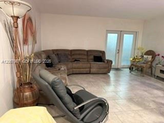 20121 SW 117th Avenue, Miami, FL 33177