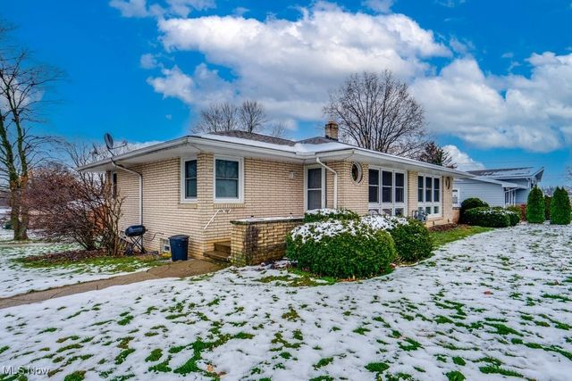 112 Greenwood Avenue, Rittman, OH 44270