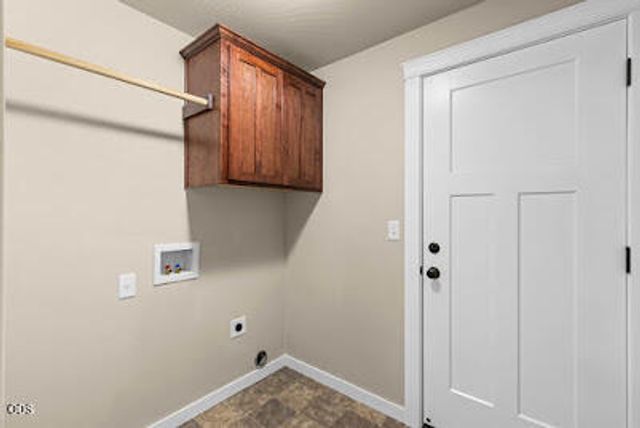 816 Nicholas Lee Drive, Medford, OR 97501