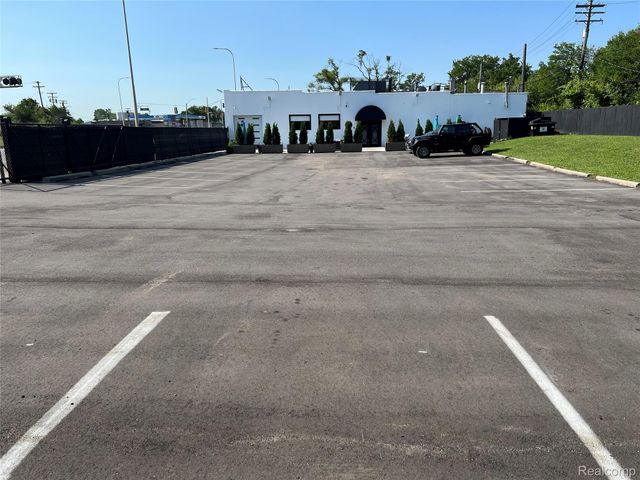 8867 Livernois Avenue, Detroit, MI 48204