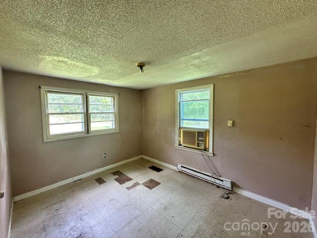 308 Maple Grove Church Road, Matthews, NC 28104