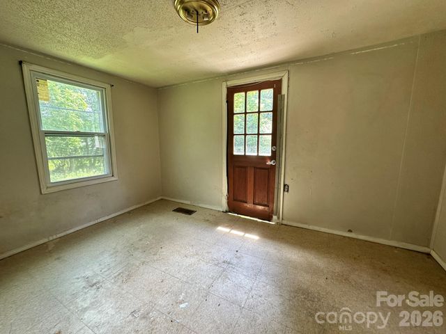 308 Maple Grove Church Road, Matthews, NC 28104