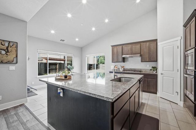 1258 Heavenly Circle, Stockton, CA 95209