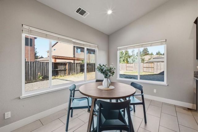 1258 Heavenly Circle, Stockton, CA 95209
