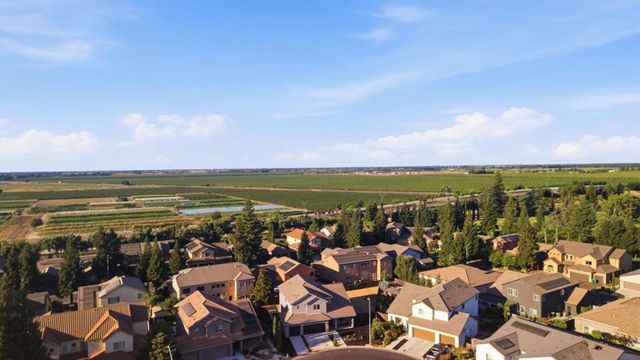 1258 Heavenly Circle, Stockton, CA 95209