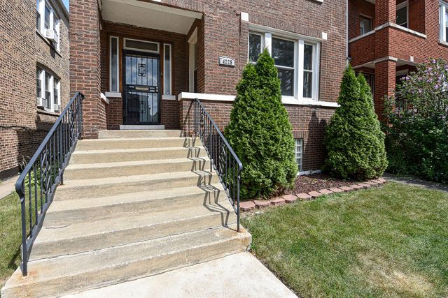 4225 S California Avenue, Chicago, IL 60632