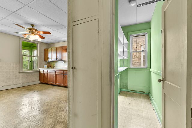 4225 S California Avenue, Chicago, IL 60632