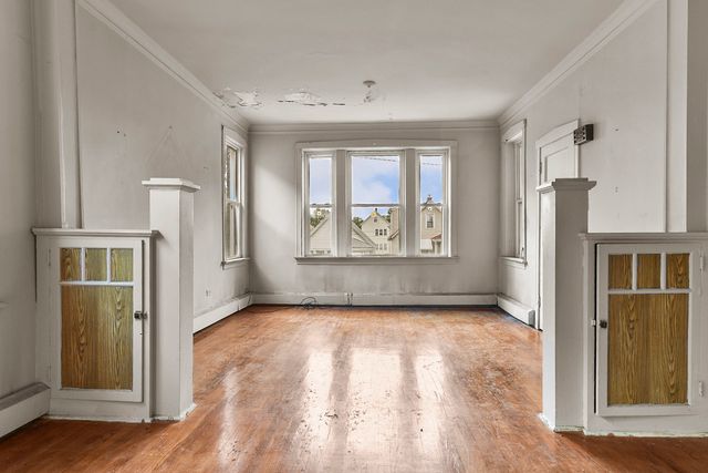 4225 S California Avenue, Chicago, IL 60632