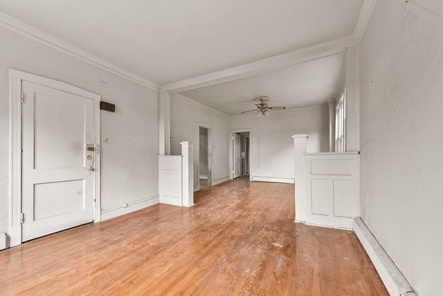 4225 S California Avenue, Chicago, IL 60632