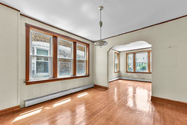 4225 S California Avenue, Chicago, IL 60632