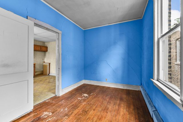 4225 S California Avenue, Chicago, IL 60632