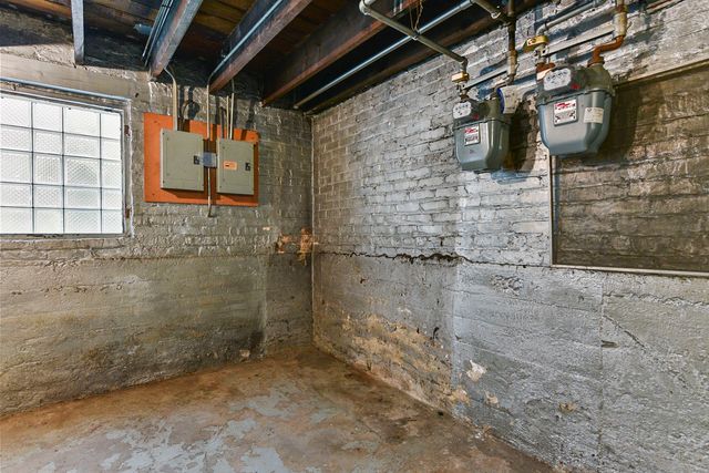 4225 S California Avenue, Chicago, IL 60632