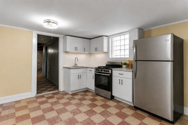 4225 S California Avenue, Chicago, IL 60632