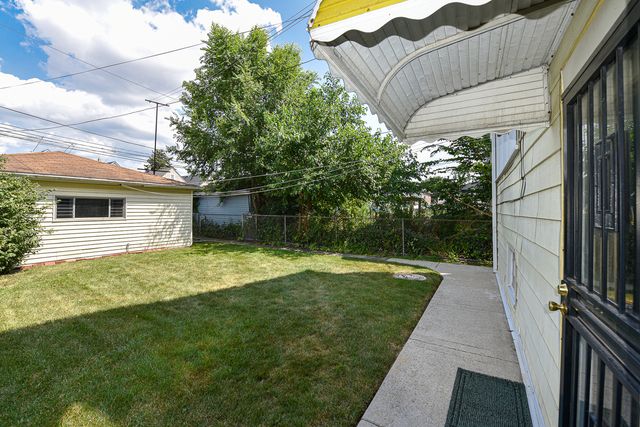 4225 S California Avenue, Chicago, IL 60632