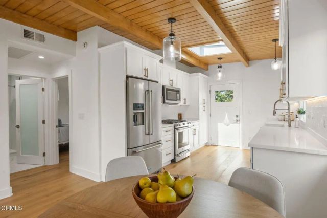 3416 Ocean Drive, Oxnard, CA 93035