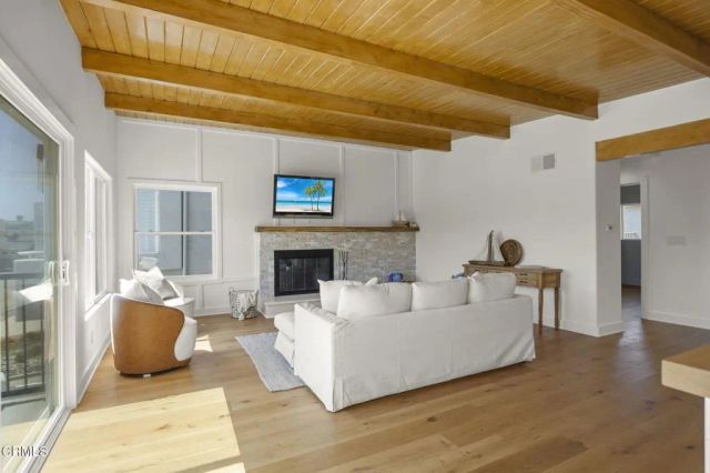 3416 Ocean Drive, Oxnard, CA 93035