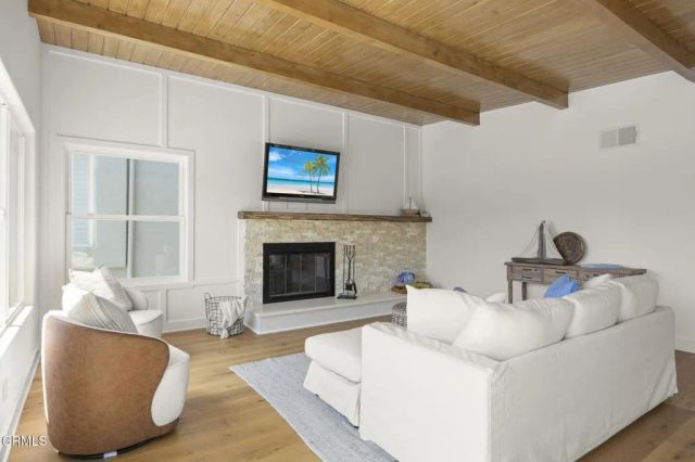 3416 Ocean Drive, Oxnard, CA 93035