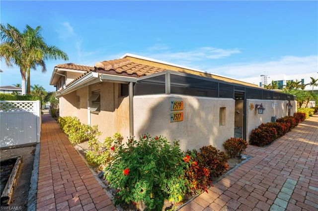 1517 Chesapeake AVE # B3, Naples, FL 34102