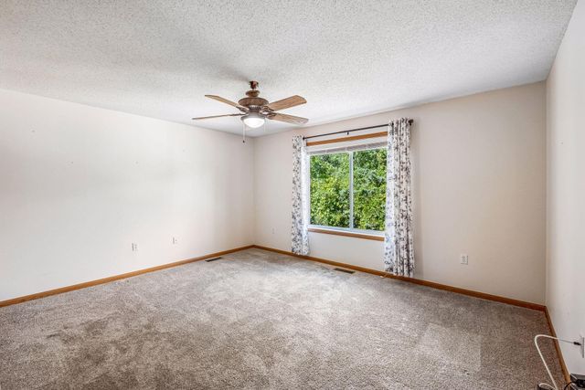 18716 Kalmar Court, Lakeville, MN 55044