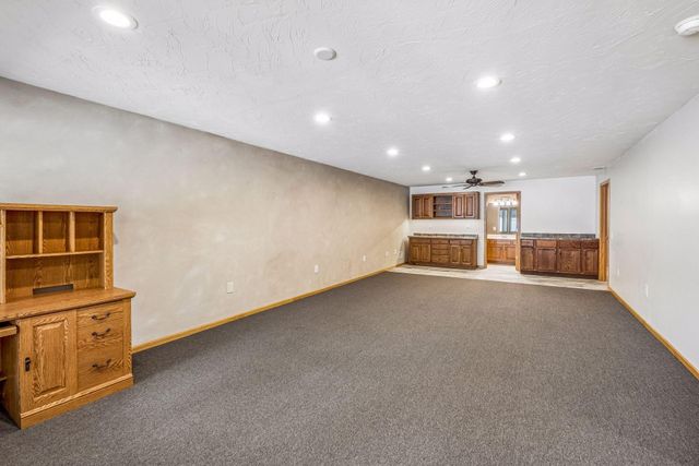 18716 Kalmar Court, Lakeville, MN 55044
